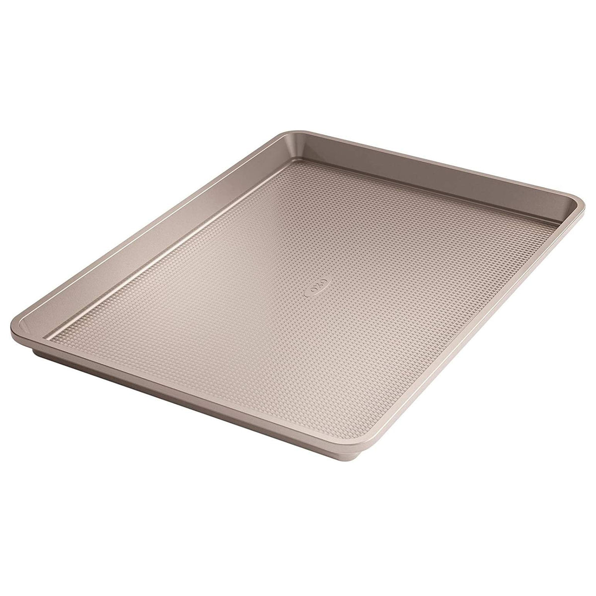 Top surface markings on the OXO sheet pan help identify sizes quickly