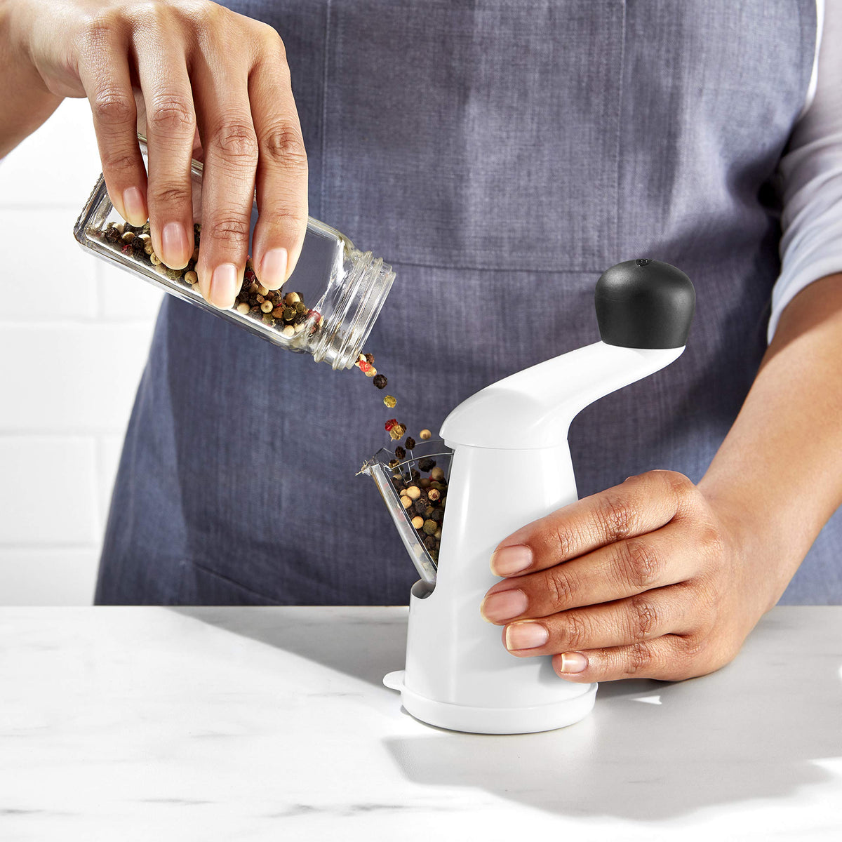 OXO pepper mill ceramic mechanism allows adjustable grind from fine to coarse.