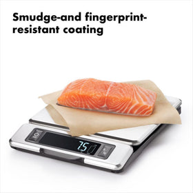 OXO Good Grips tare function allows incremental weighing