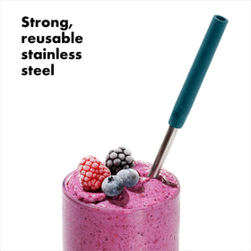 OXO Good Grips silicone-tip-closeup highlights comfortable lips and safer sipping.