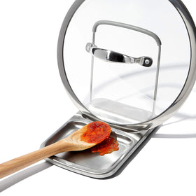OXO Good Grips spoon rest on stovetop remains cool to touch