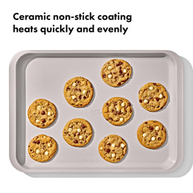 OXO Good Grips square-rolled-edge pan offers added strength and stable handling.