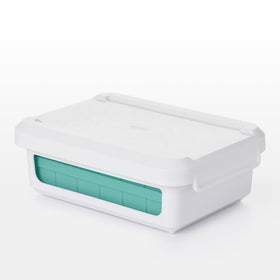 OXO Good Grips X and O cubes tray adds festive ice