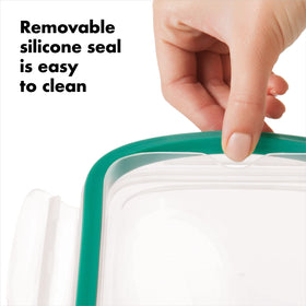 OXO removable silicone seal cleans easily for quick maintenance.