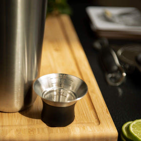 OXO Steel Shaker stainless body detail and finish.