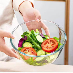 OZY dishwasher-safe glass bowl simplifies cleanup after cooking.