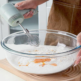OZY salad bowl for mixing, storing fruit, and serving.