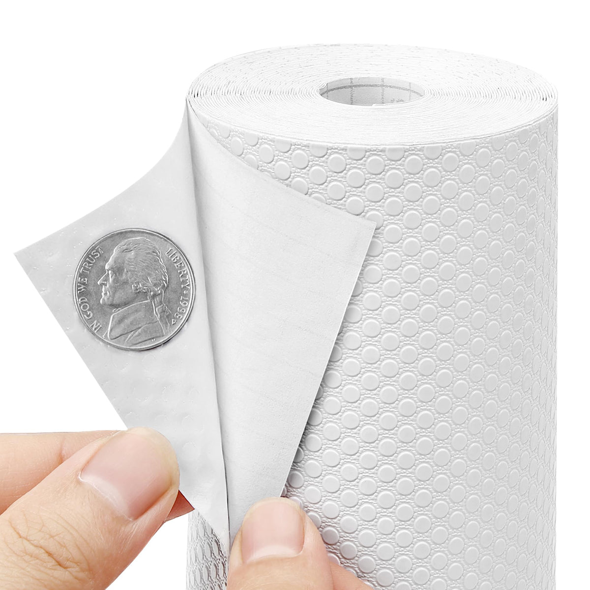 PaBUSIOr cabinet liner roll with textured grip for secure shelves.