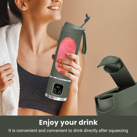 Pakay portable blender package includes USB-C cable and user manual