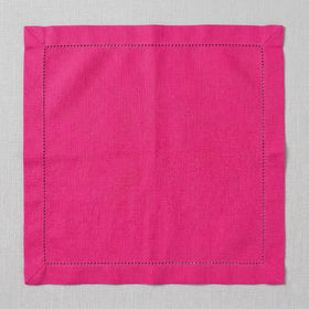 Palisa premium cotton napkins withstand repeated use and maintain shape.