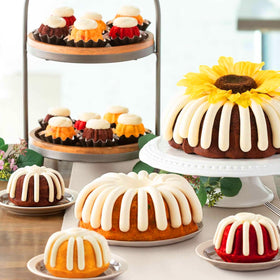 Palksky silicone non-stick bakeware close-up showing easy cake release.