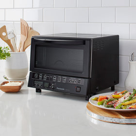 Panasonic FlashXpress auto shut-off enhances safe, worry-free cooking.