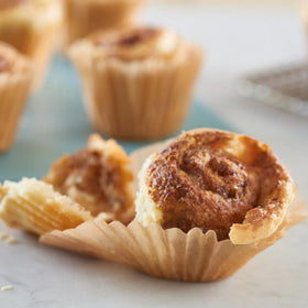 PaperChef 425°F oven-safe cups perfect for muffins and mini quiches.