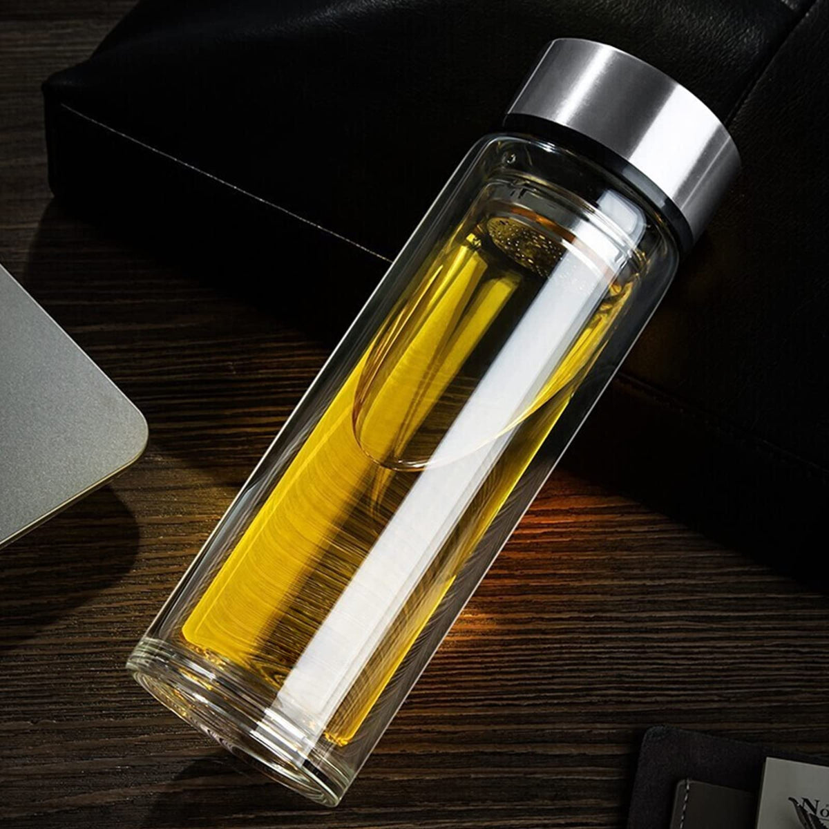 PARACITY loose-leaf-infuser-bottle demonstrates versatile brewing options