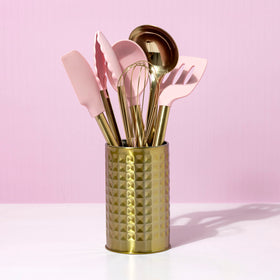 Paris Hilton dishwasher-safe utensils simplify cleanup after busy weeknights.
