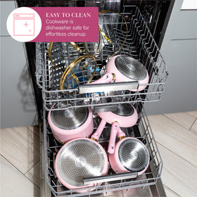Paris Hilton Epic nonstick soft-touch stay-cool handles for comfortable, controlled cooking.