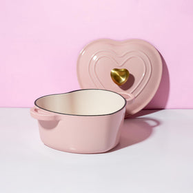 Paris Hilton induction-compatible Dutch oven for versatile stovetop cooking.