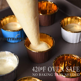 PARTYHIPPO gold baking cups for cupcakes and mini desserts at parties.