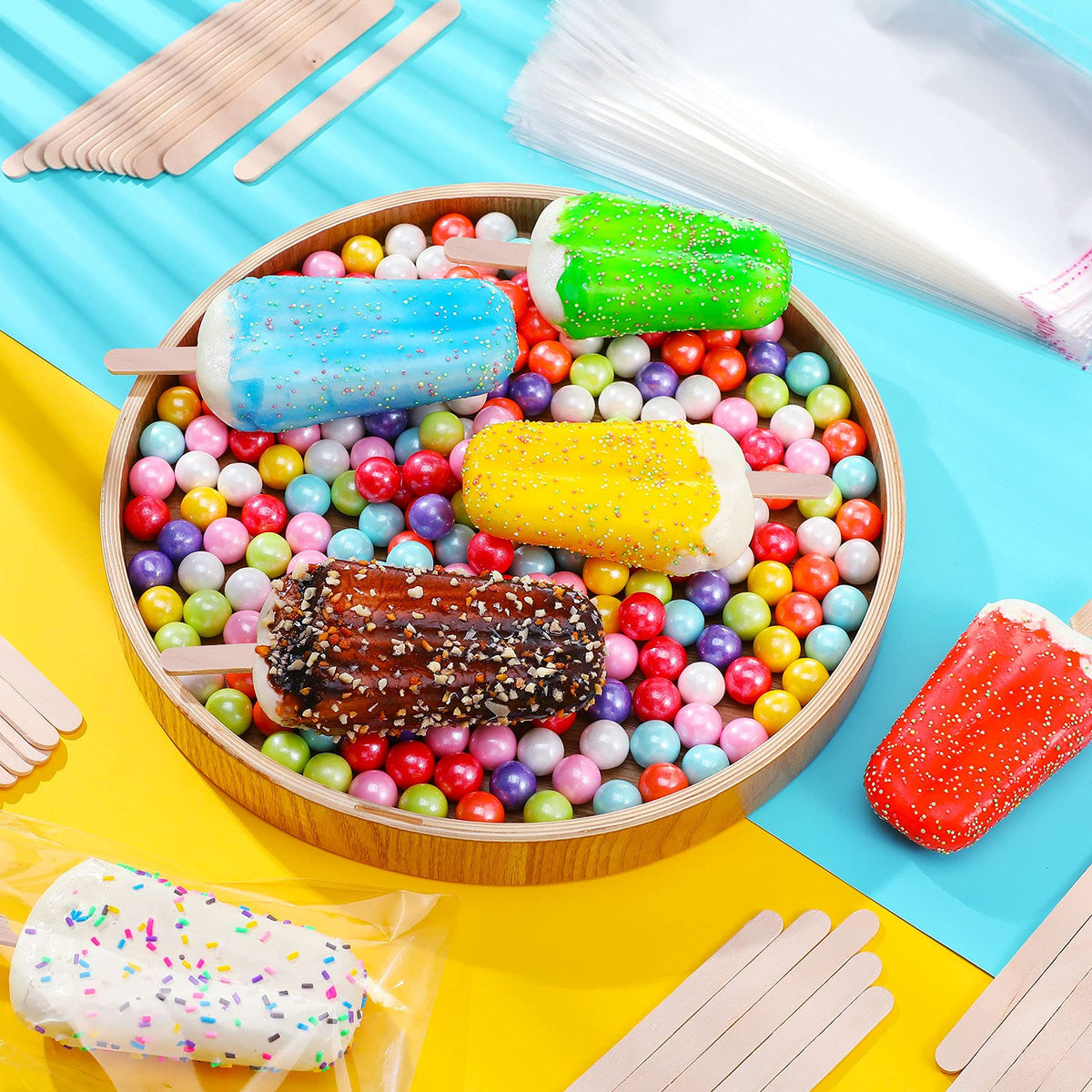 Patelai clear self-adhesive bags ice lolly close-up highlighting easy seal.