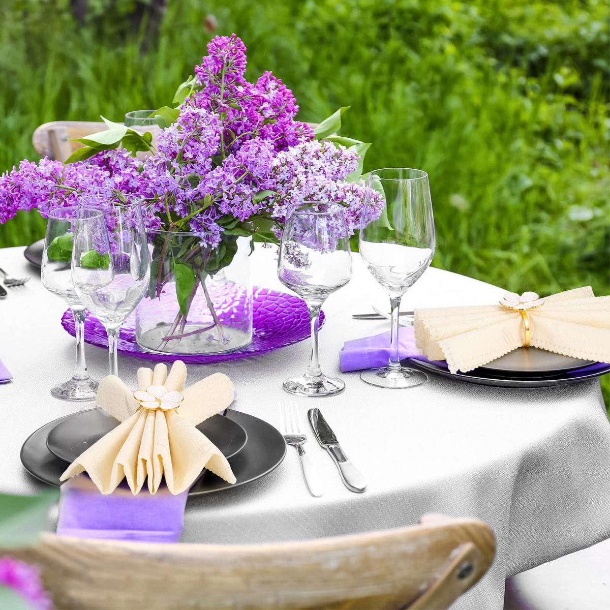 Patelai flower napkin ring showing 1.8 inch decorative bloom detail.