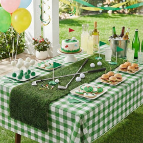 Patelai green and white checkered tablecloth enhances golf party tables
