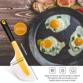 Patelai silicone omelette spatula shows long handle and heat resistance for safe flipping