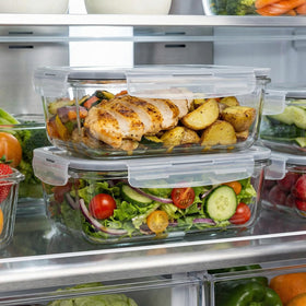 Peaktent 63oz borosilicate glass container BPA-free for safe storage.