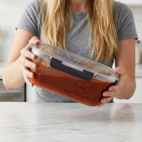 Peaktent microwave-safe (lid removed) and dishwasher-safe for easy cleanup.