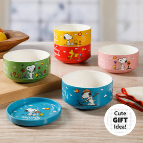 Peanuts Snoopy dinnerware brings nostalgic charm to any table.