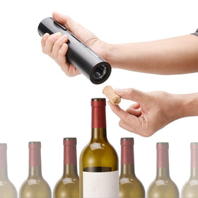 PEIPU travel case with opener, ideal for wine nights away