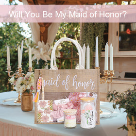 Pengtai Maid of Honor keychain as a lasting keepsake for your friend.