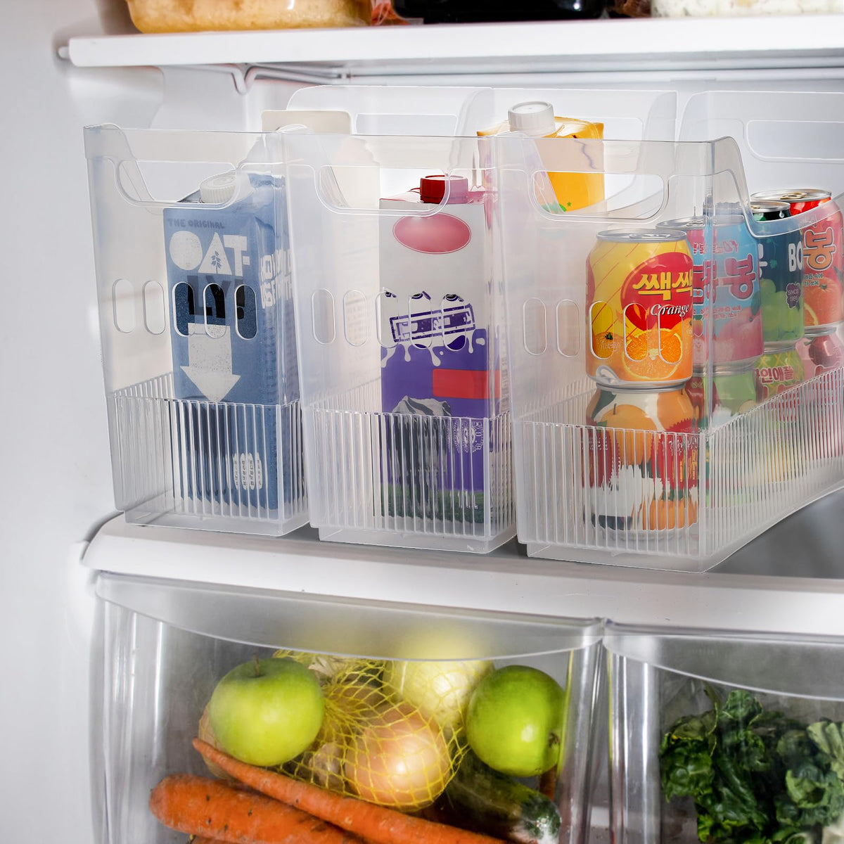 Peohud space-saving design maximizes narrow, deep storage.