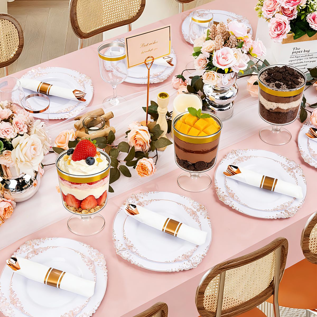 Pexicor parfait cups showcase layered desserts with clarity and style.