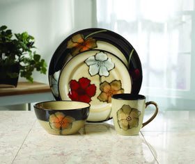 Pfaltzgraff Painted Poppies soup bowl featuring vibrant poppies and durable stoneware