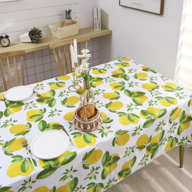 Pioggia tablecloth spill-proof coverage ideal for family meals and entertaining