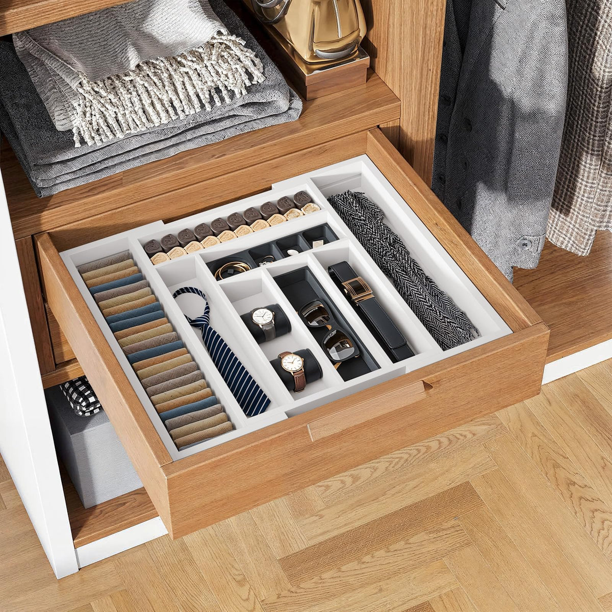 Pipishell bamboo tray is easy to wipe and quick to clean.