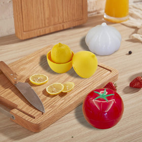 PIVNASY onion-shaped storage container with lid blocks odors and preserves freshness.