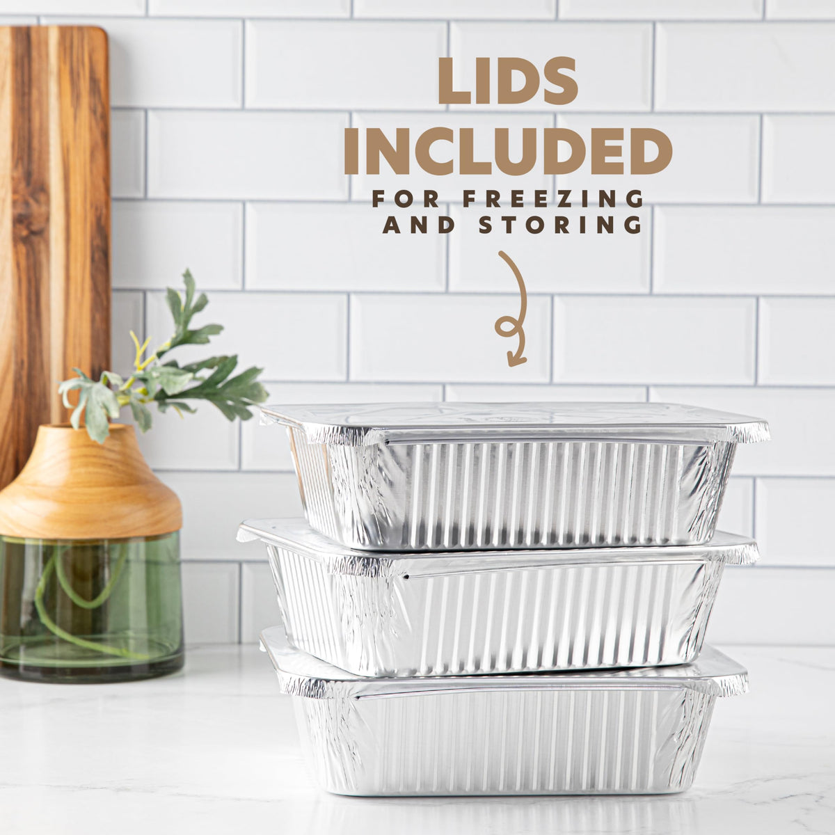 PLASTICPRO disposable pans suit catering, buffets, and takeout with practical lids.