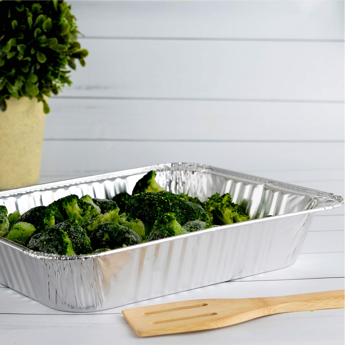 PlasticPRO food-storage foil pan keeps meals organized in fridge.