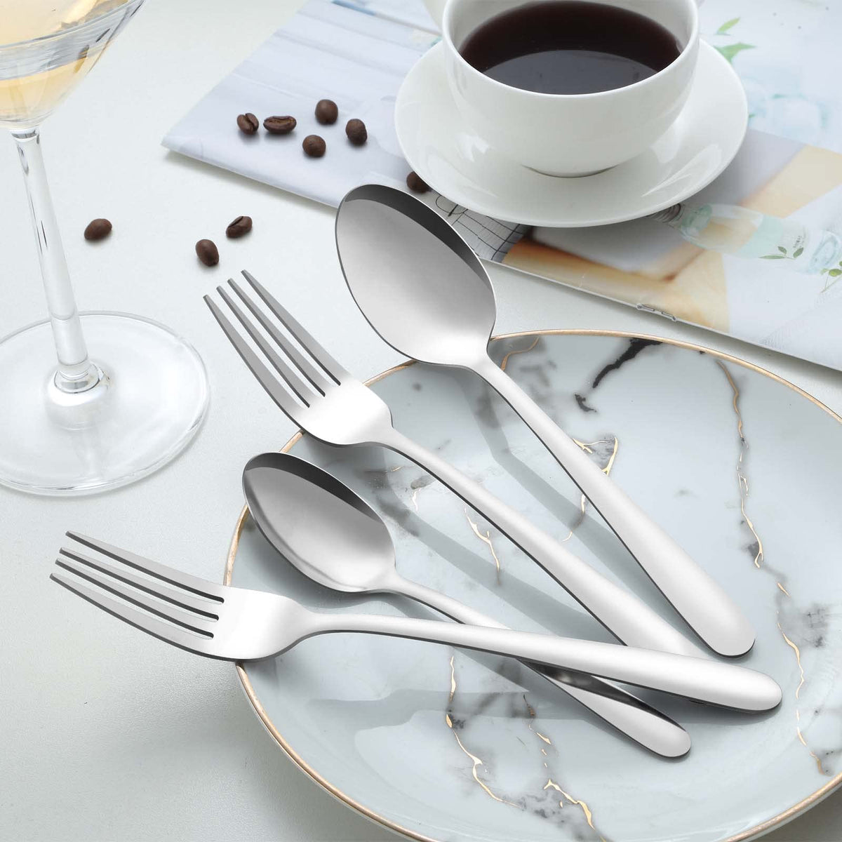 Pleafind multi-use forks work for dinner, dessert, and salad courses.