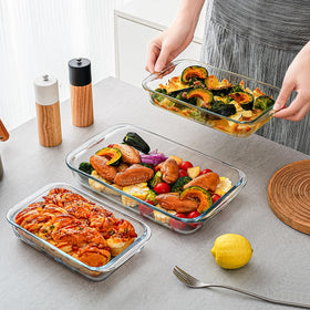 Pmssypl borosilicate glass withstands oven, microwave, and freezer use.