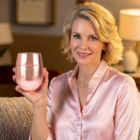 POJOOY vintage 1976 engraved crystal glass makes a memorable milestone keepsake.