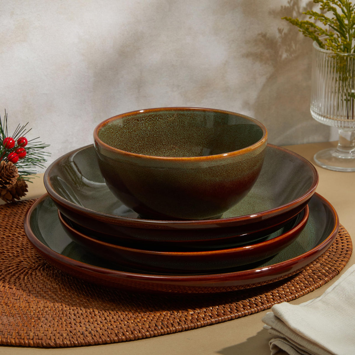 Pokini service for four arranged on a stylish table setting