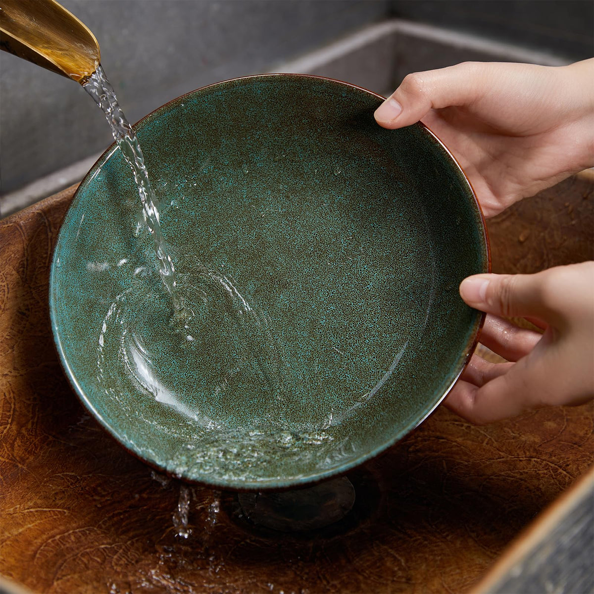 Pokini table-ready bowls elevate everyday meals and gatherings.