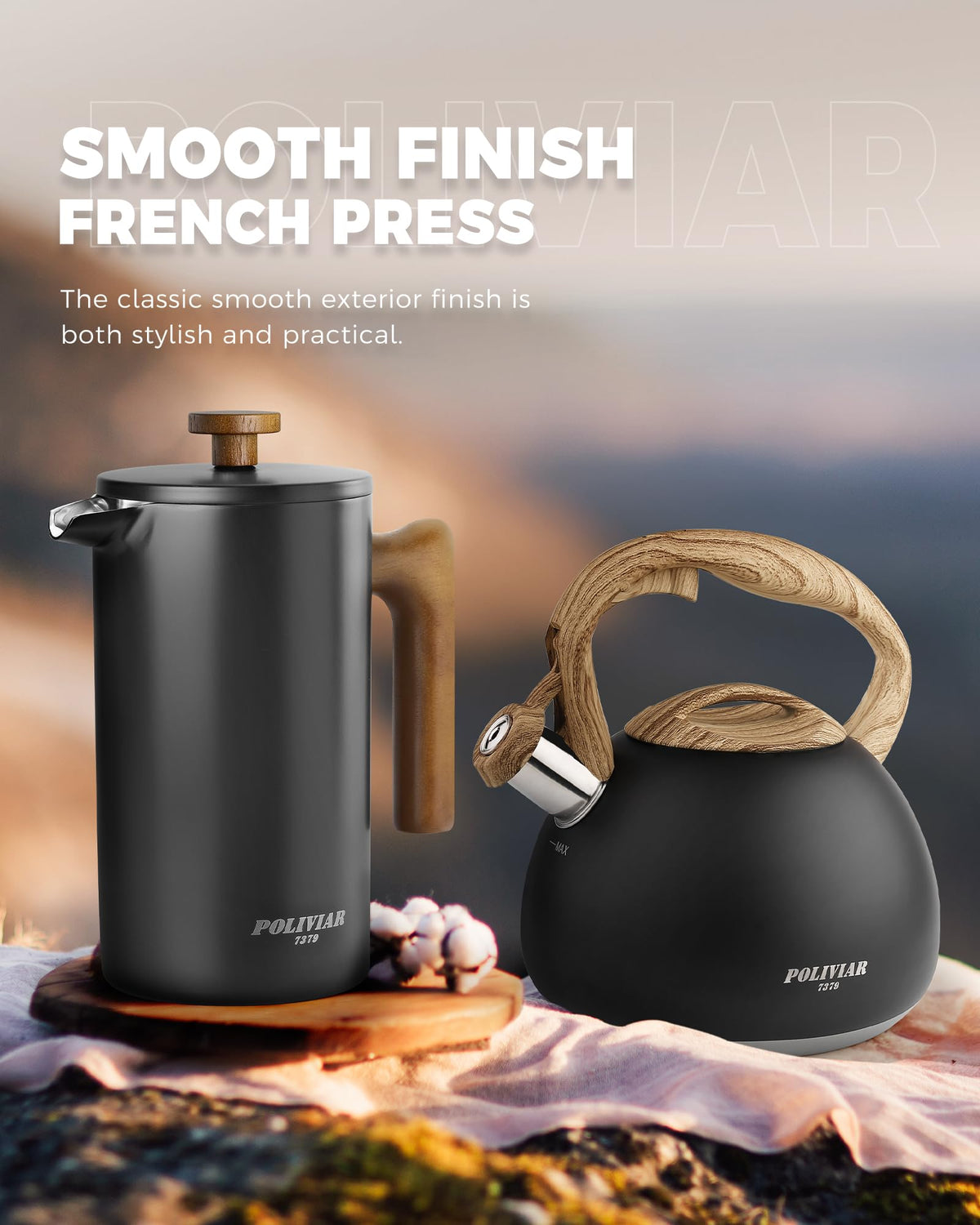 POLIVIAR wood handle close-up highlights comfortable grip during brewing.