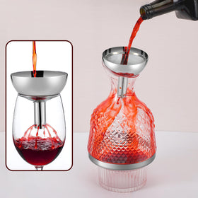 Potchen aerator set improves pouring and aeration for wine lovers