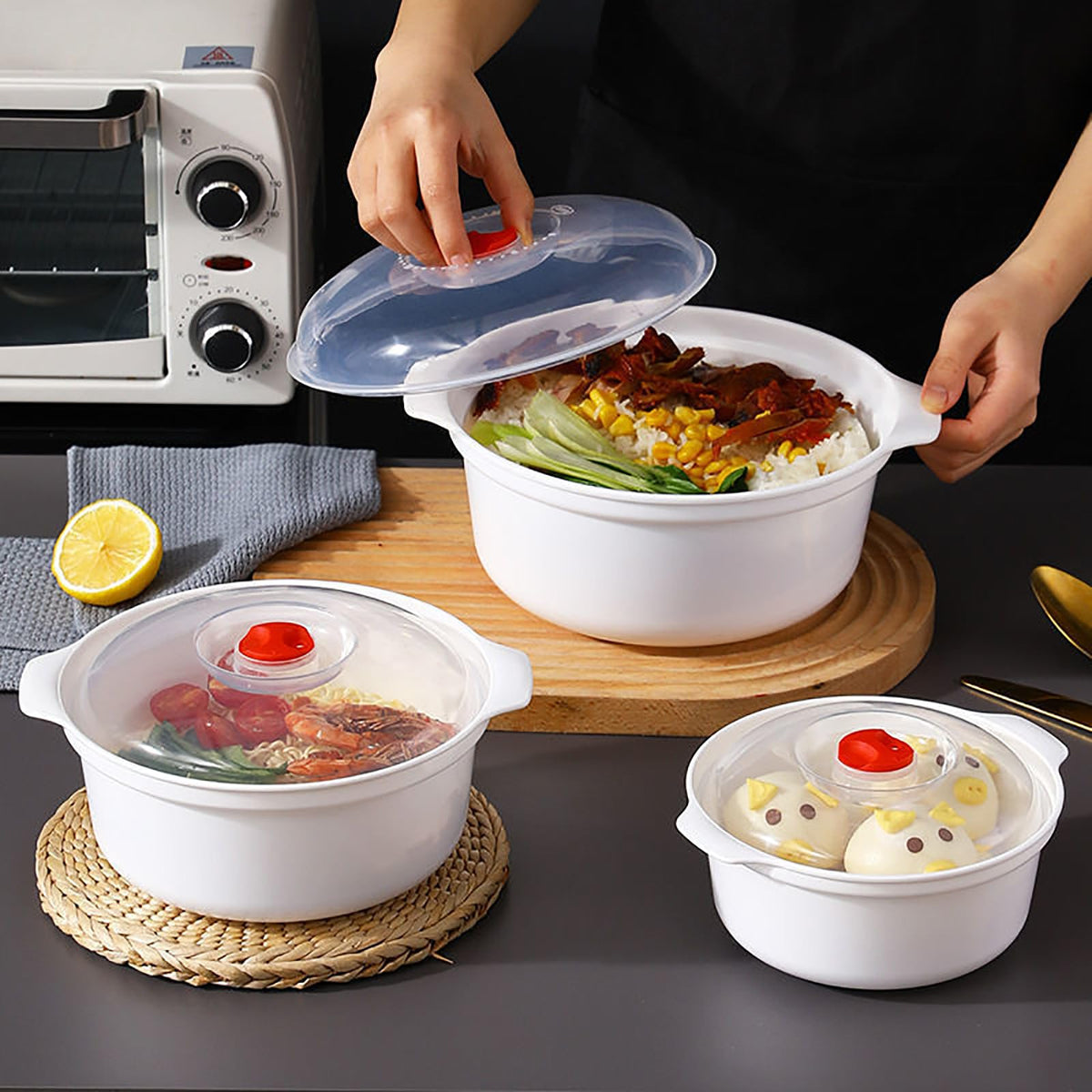 POYIPI microwave bowls with handles designed for easy, safe handling.