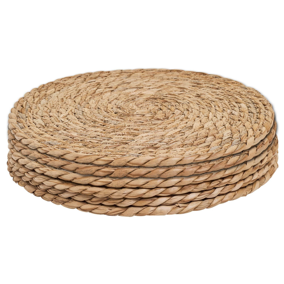 PPB2K round water hyacinth placemats add natural warmth to dining.