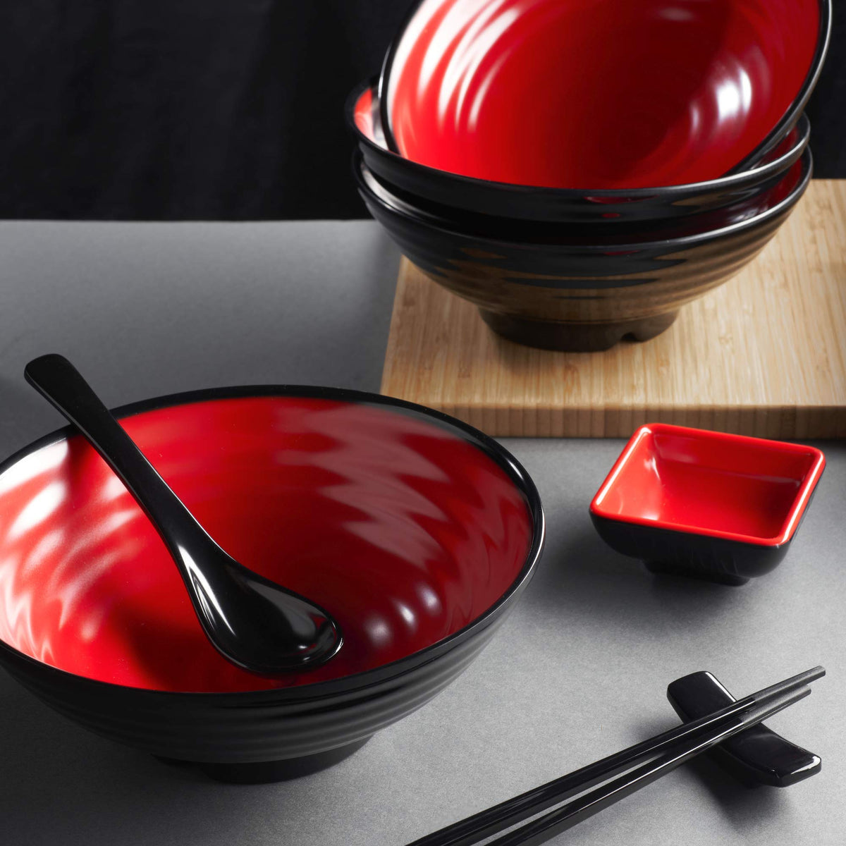 Practimondo complete ramen kit includes bowls, dipping bowls, spoons, and chopsticks.