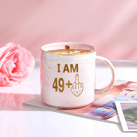 Pradnel lavender soy candle provides calm ambiance and eco-friendly burning